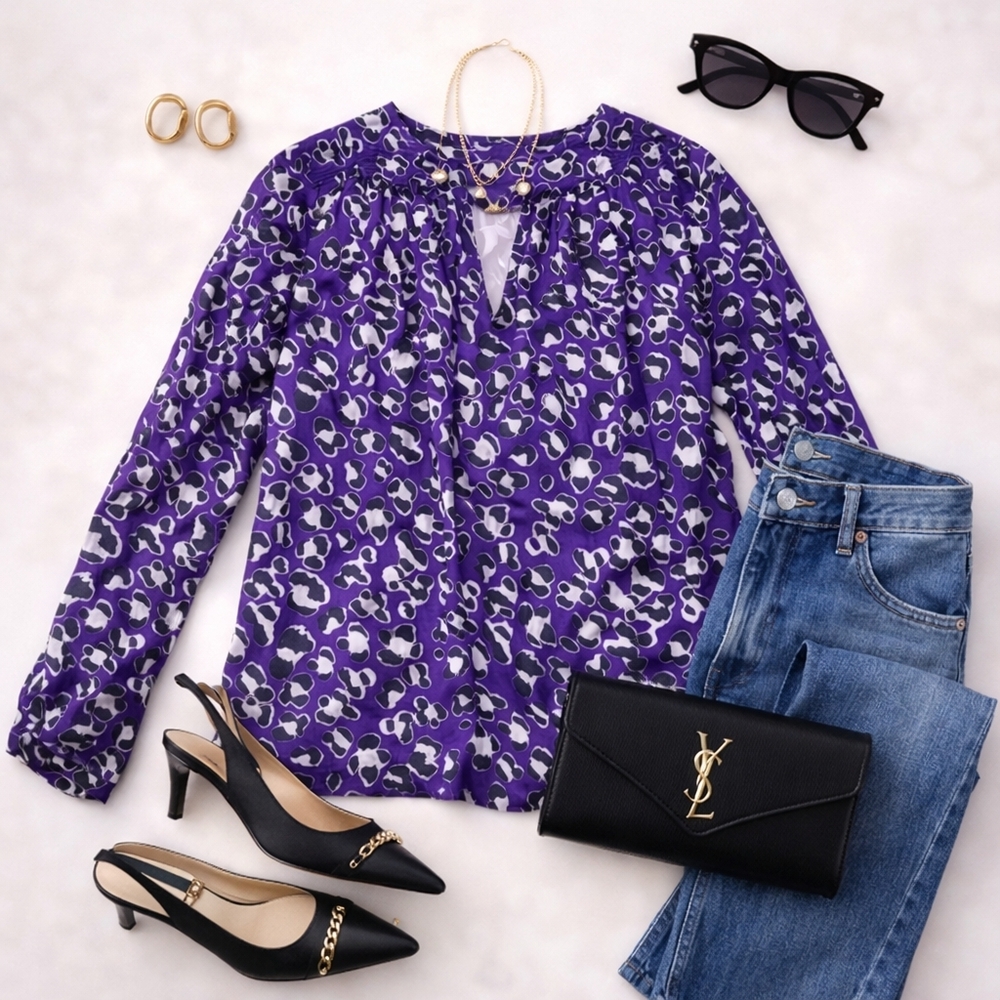 Diane Von Furstenberg 100 % Silk Purple& Ivory Leopard Pattern Blouse💜🐆